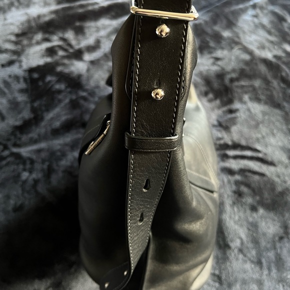 WOMENS MARC JACOBS LEATHER BAG! - Picture 4 of 9